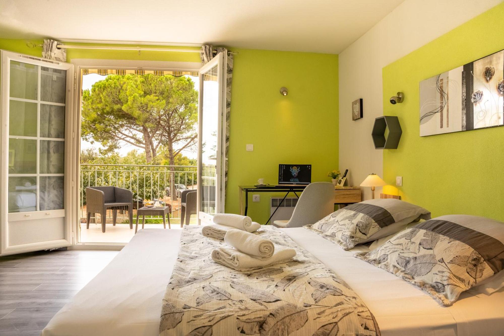 Logis Hotel Des Granges Arles Exterior photo